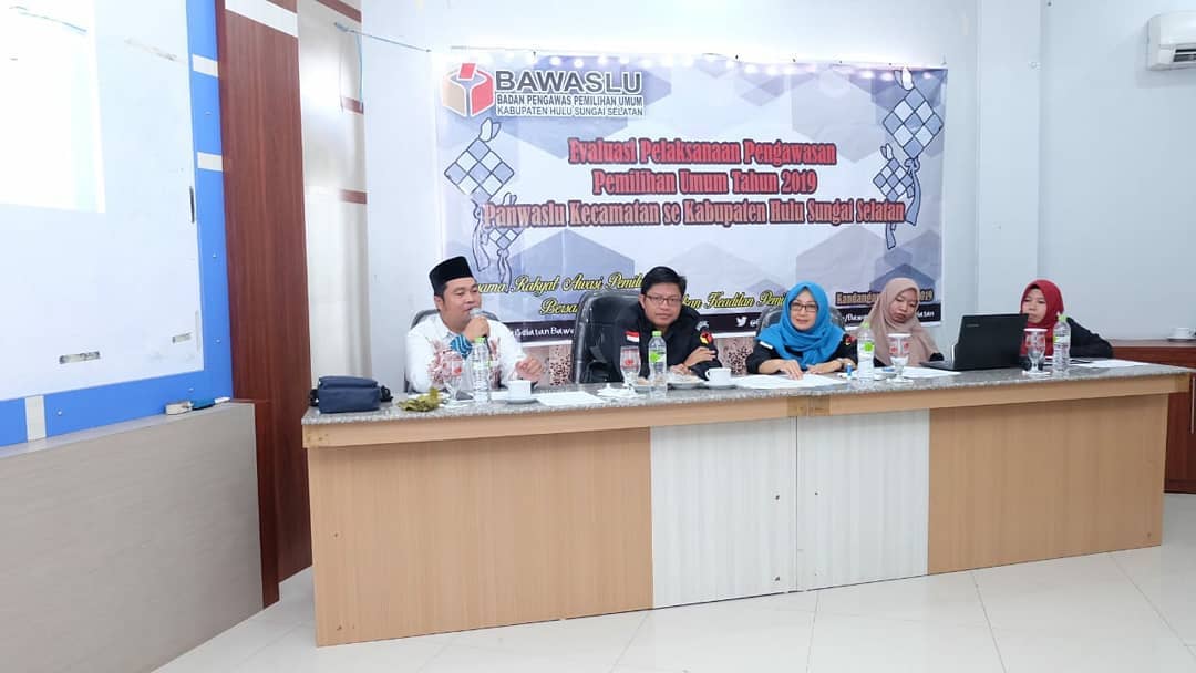 Rapat evaluasi Pelaksanaan Pengawasan Pemilu tahun 2019