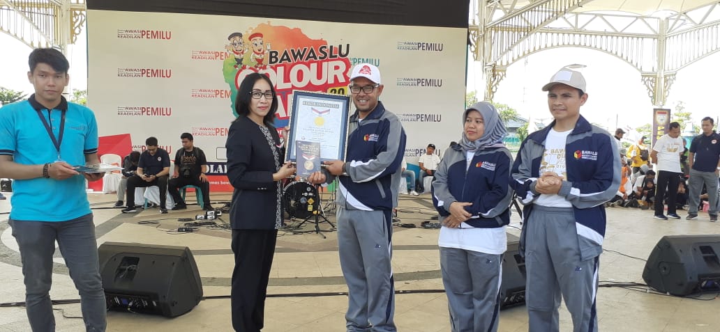 Selamat Telah Diraih Rekor MURI Bawaslu Kalsel