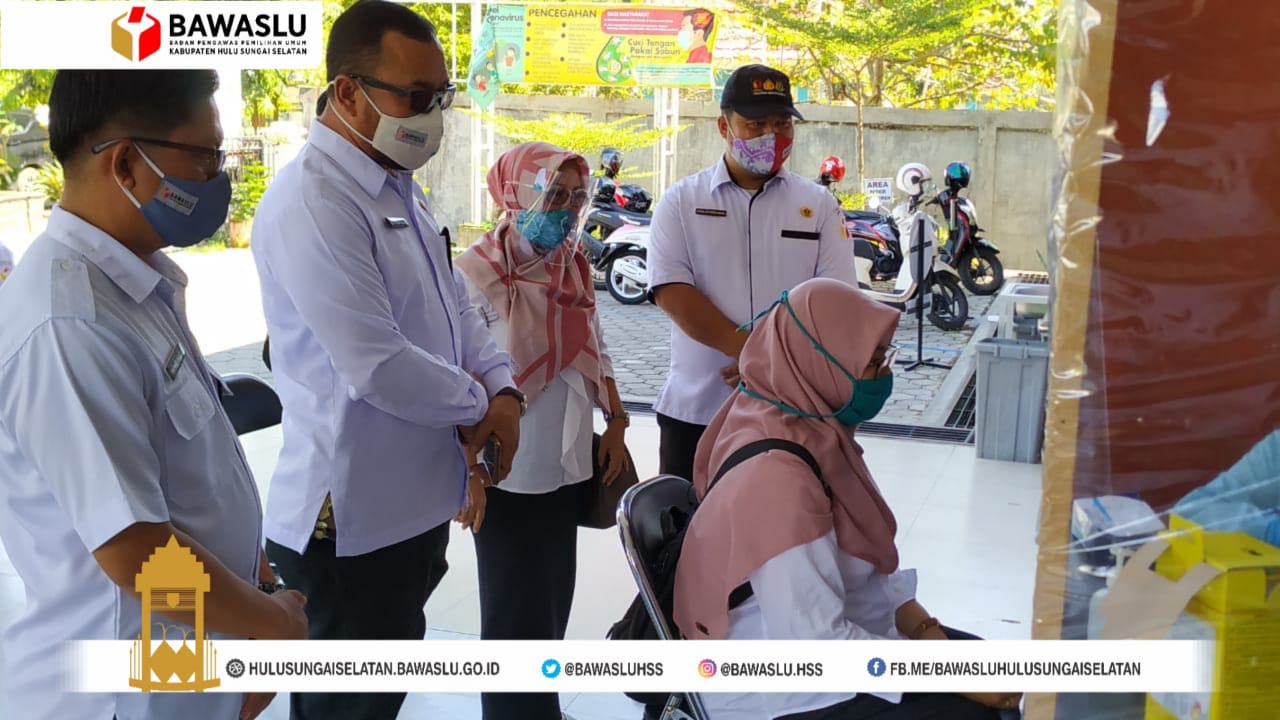 Bebas Covid-19, Jajaran Bawaslu Hulu Sungai Selatan Lakukan Rapid Test