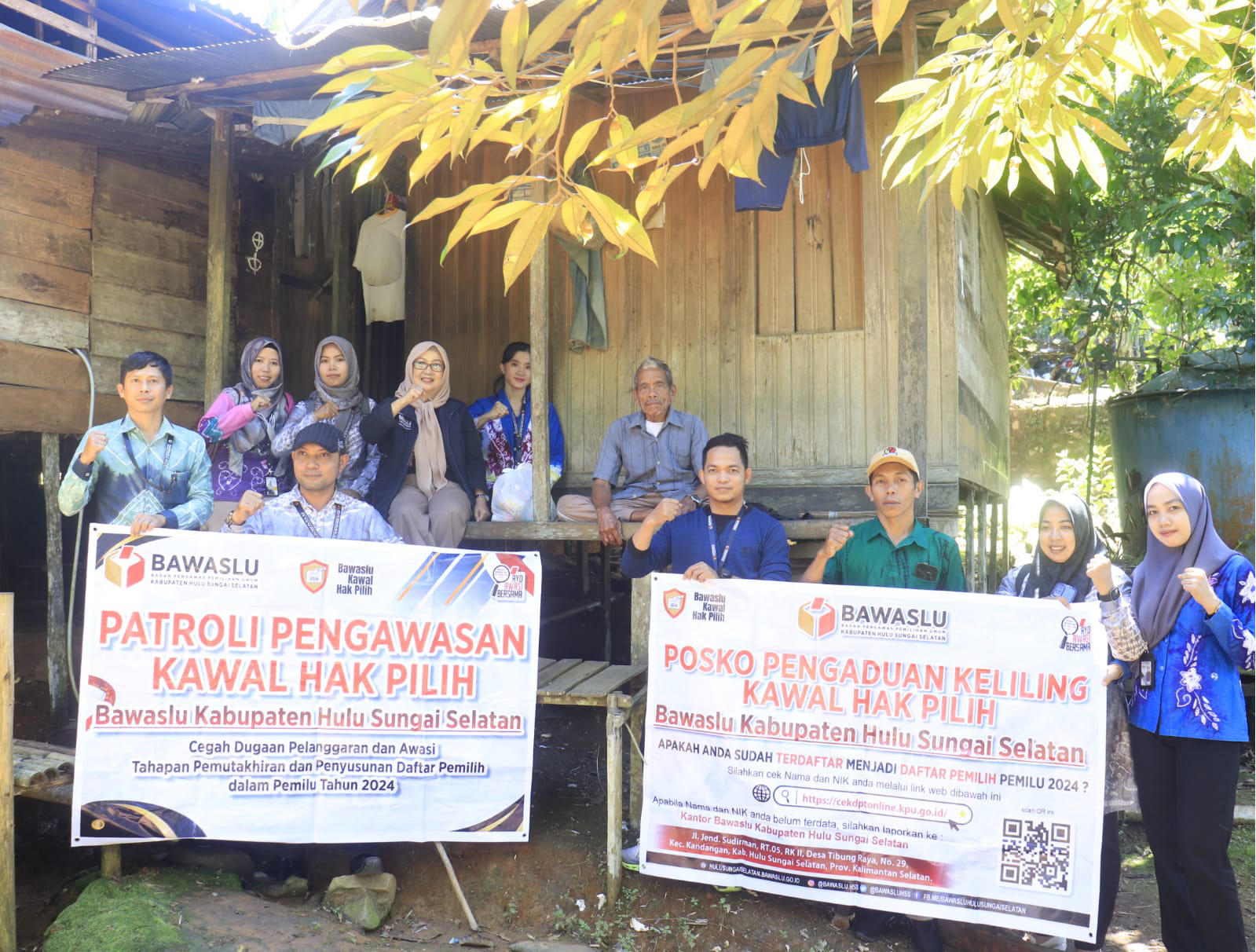 Bawaslu HSS Lakukan Patroli Pengawasan Kawal Hak Pilih di Kecamatan Loksado.