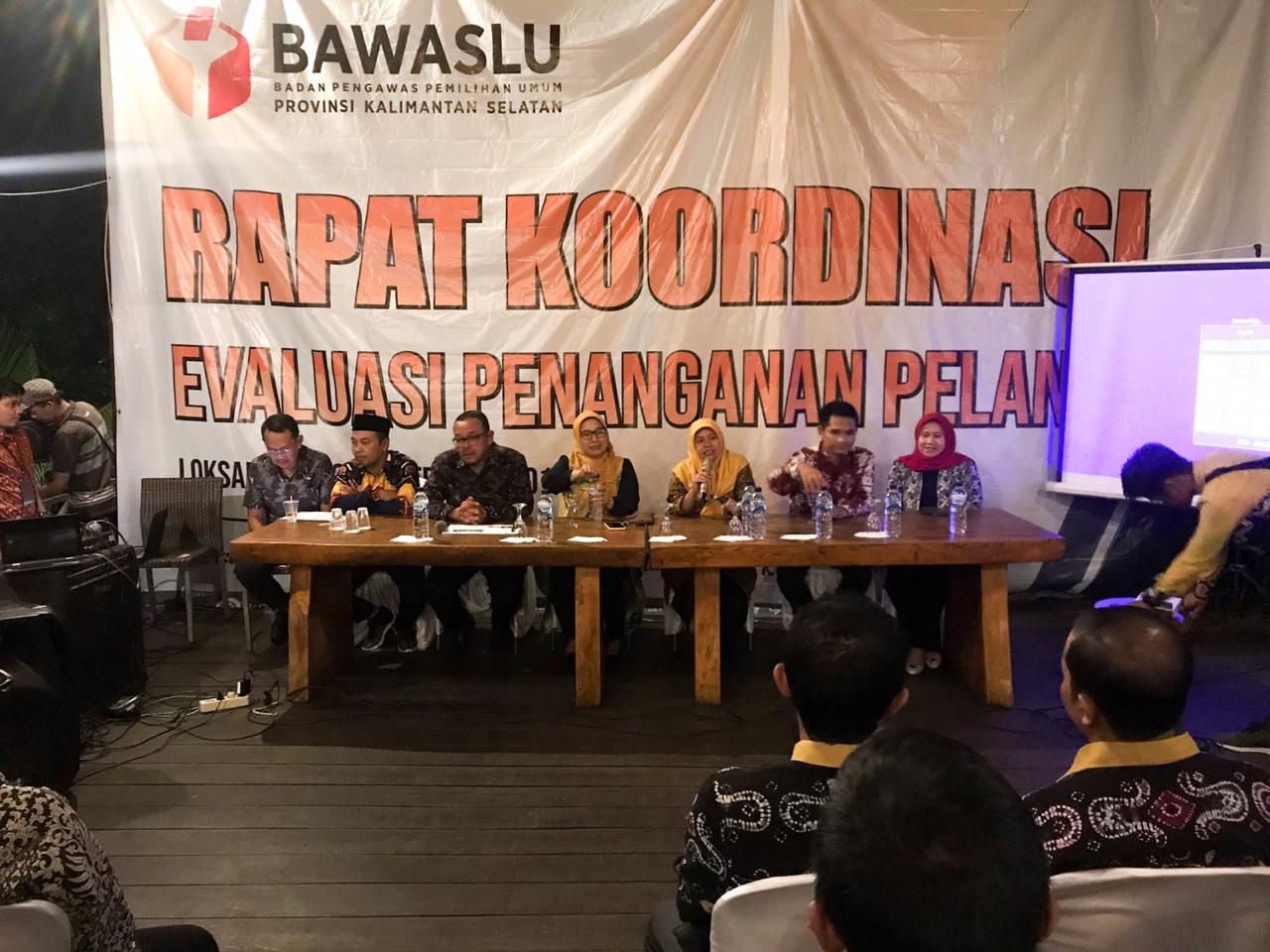 Rapat Evaluasi Penanganan Pelanggaran Kalsel