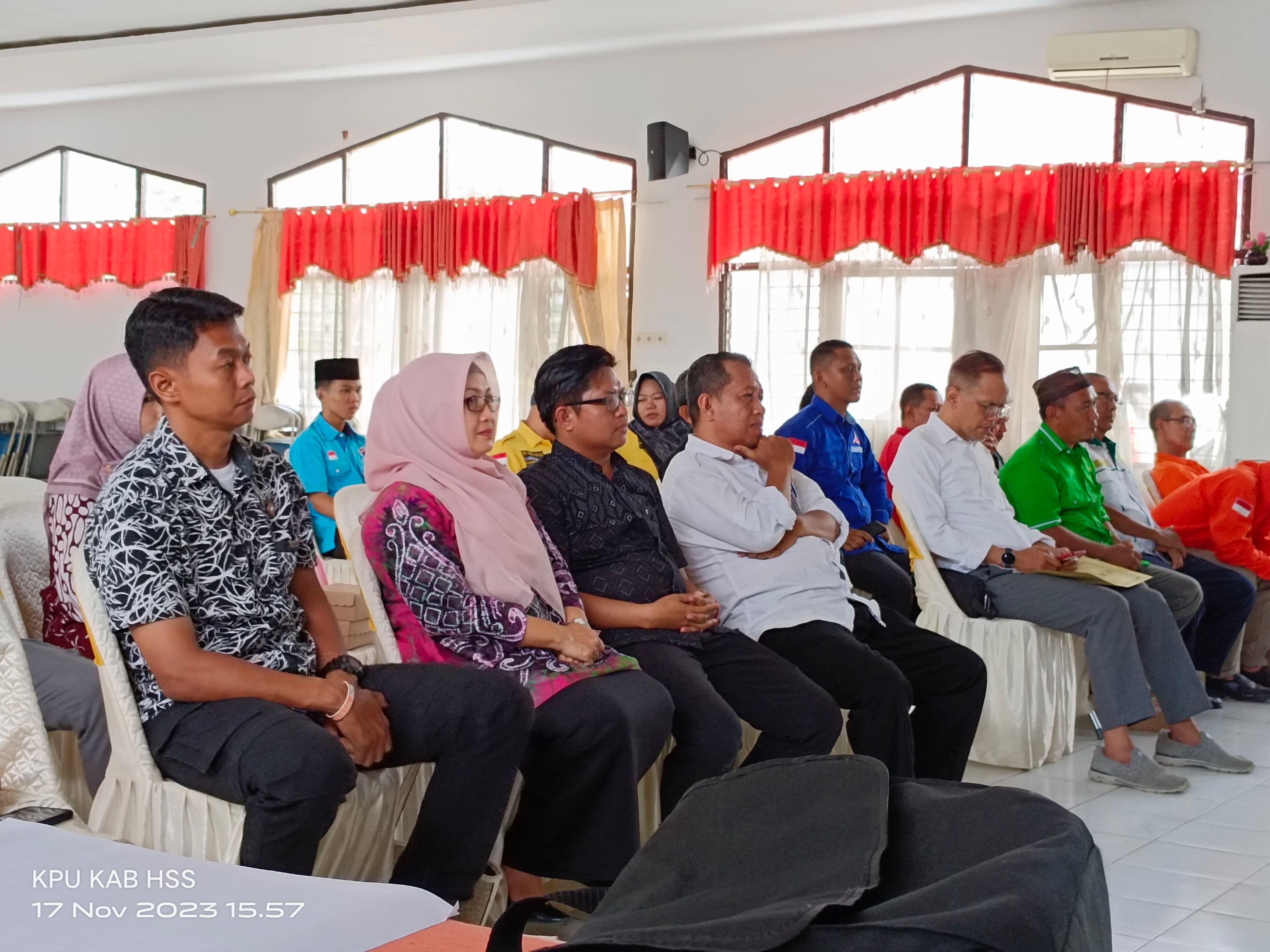 Bawaslu Sampaikan Agar Parpol Benar-Benar Memeriksa Kesesuaian Nama Caleg.