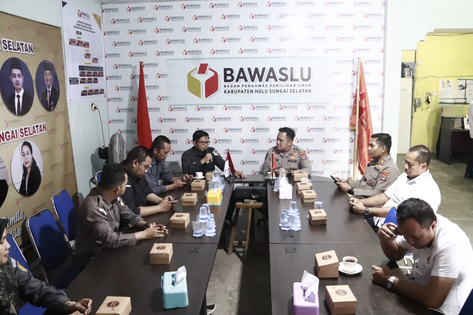 Bawaslu HSS Sambut kunjungan dari Kapolres HSS