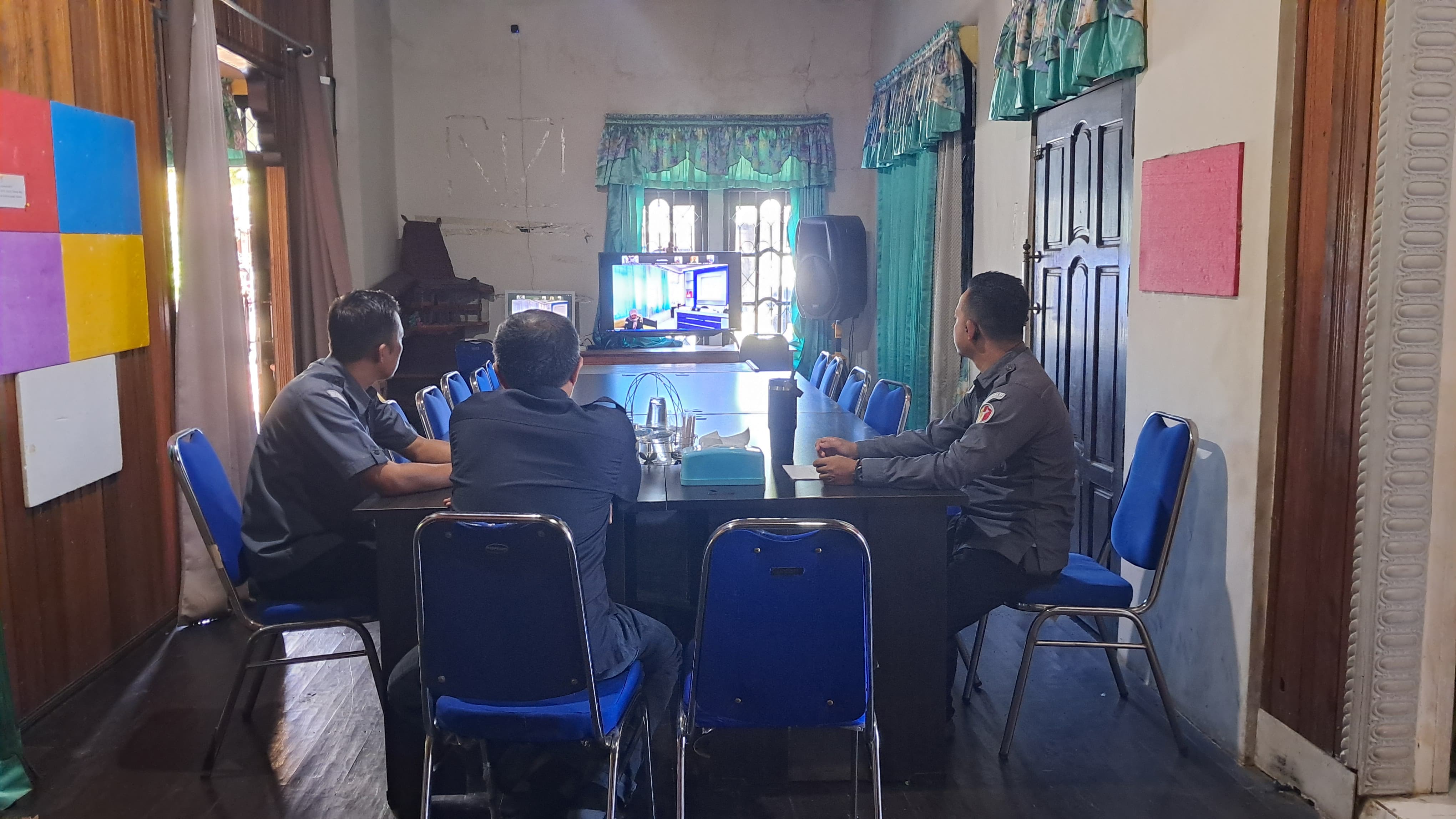 Bawaslu HSS Ikuti Rapat Daring Bahas Pengawasan dan Publikasi