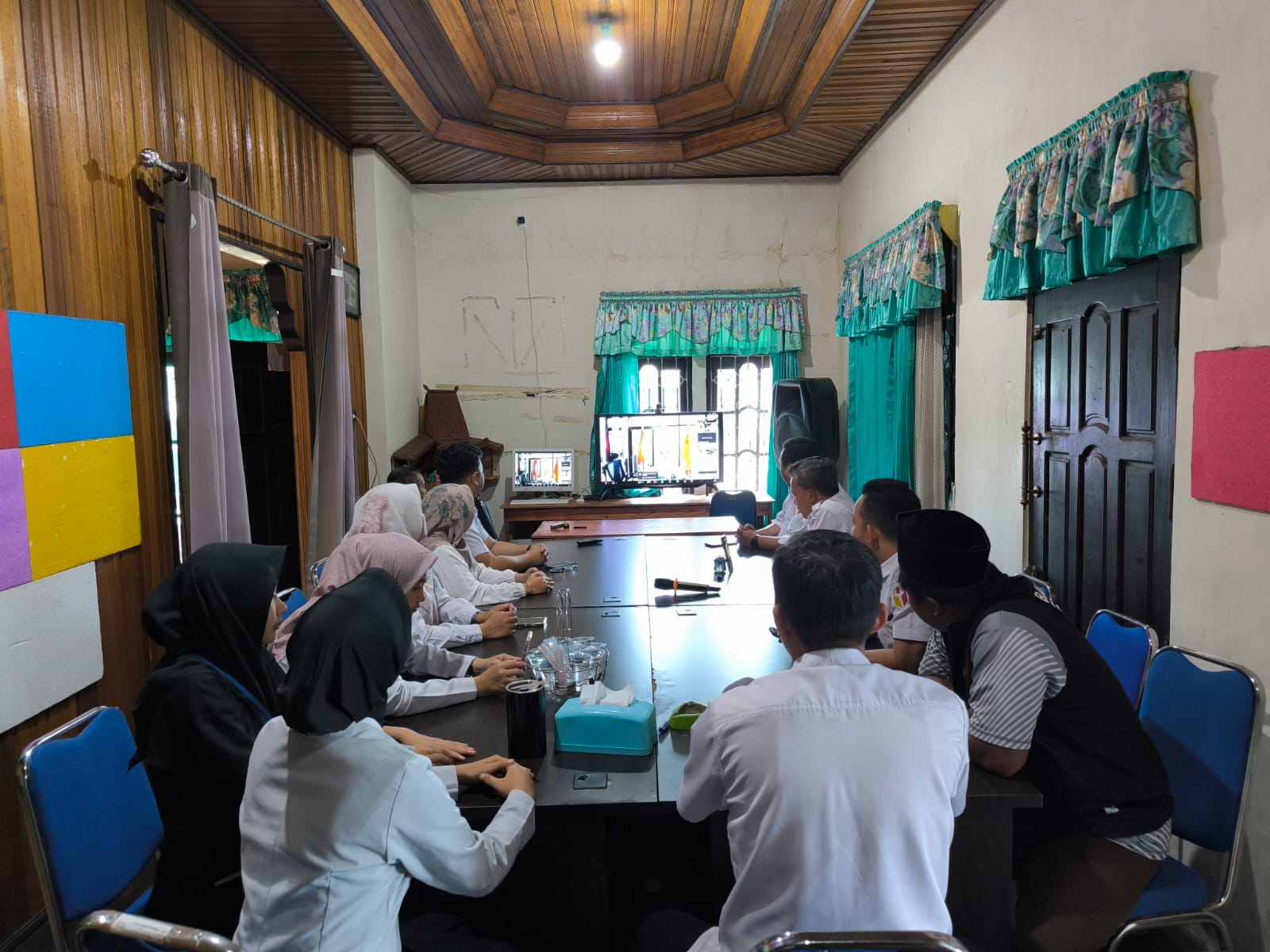 Bawaslu Kabupaten Hulu Sungai Selatan Hadiri Peluncuran LMS Bawaslu Secara Daring