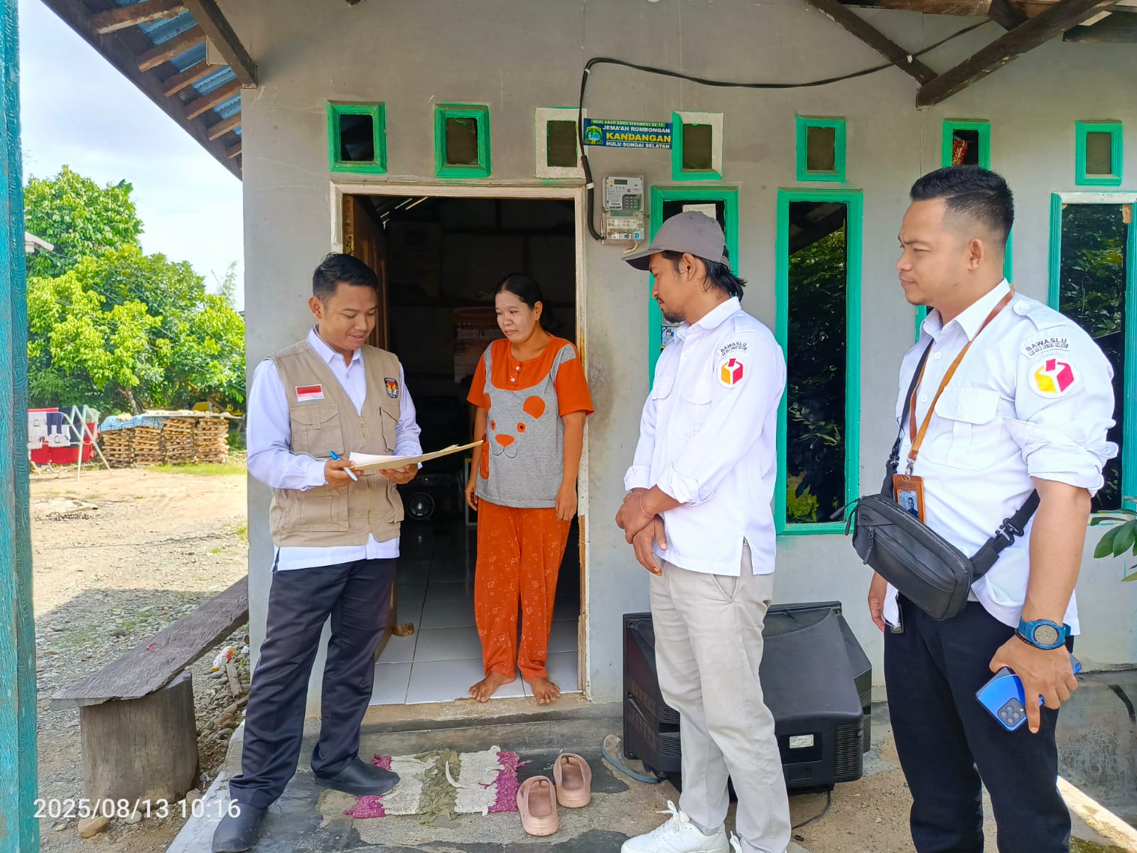 Bawaslu HSS Lakukan Pengawasan Melekat Coktas PDPB