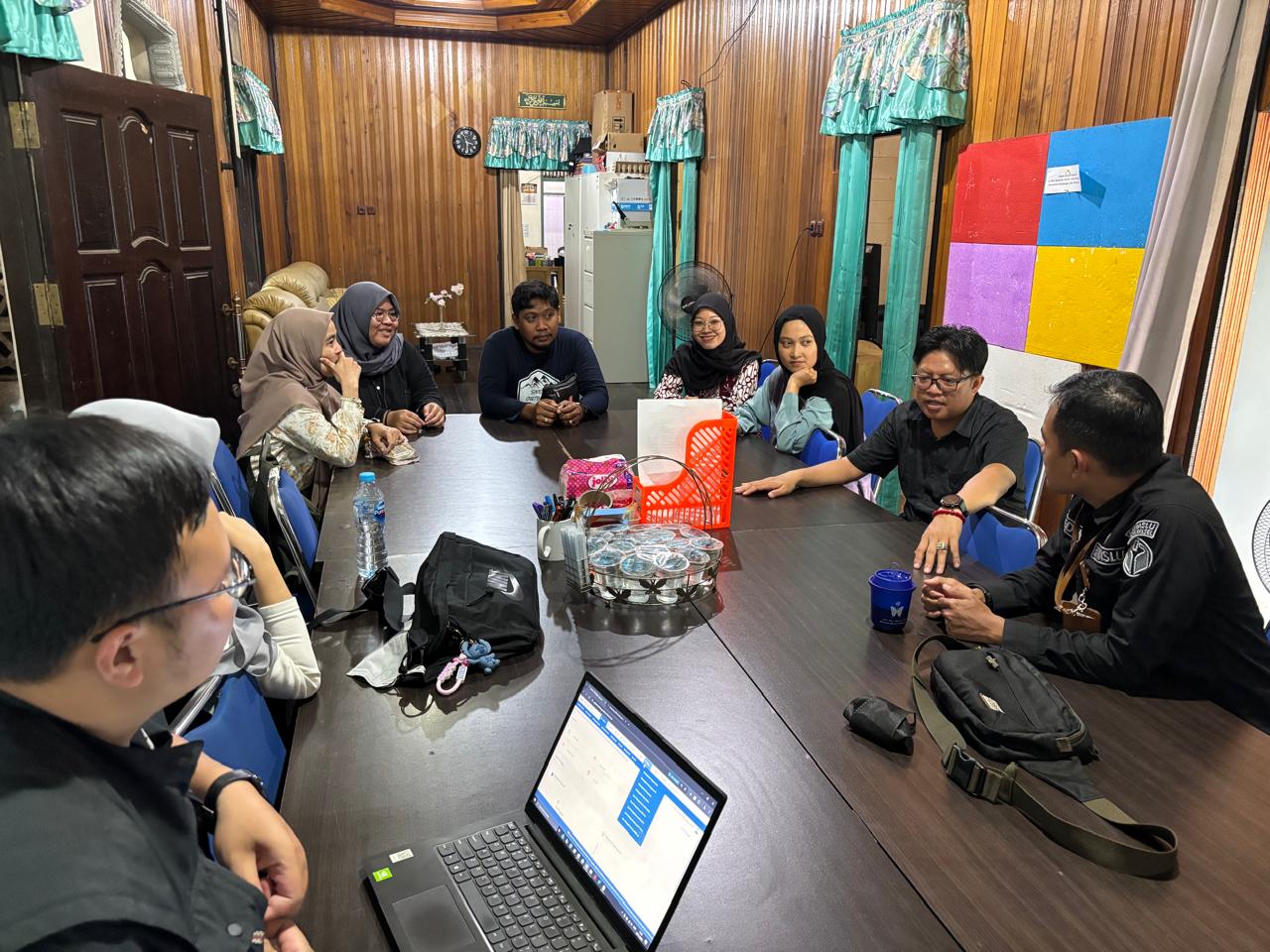 Bawaslu HSS Paparkan Realisasi Anggaran dan Kinerja ke Bawaslu Kalsel