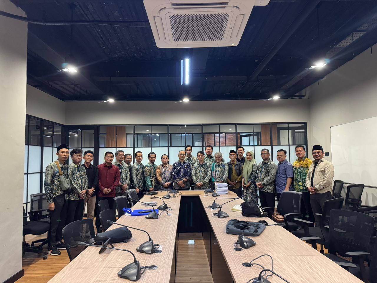 Penghujung Tahun 2025, Bawaslu HSS Sampaikan Laporan Akhir P2H dan Kehumasan