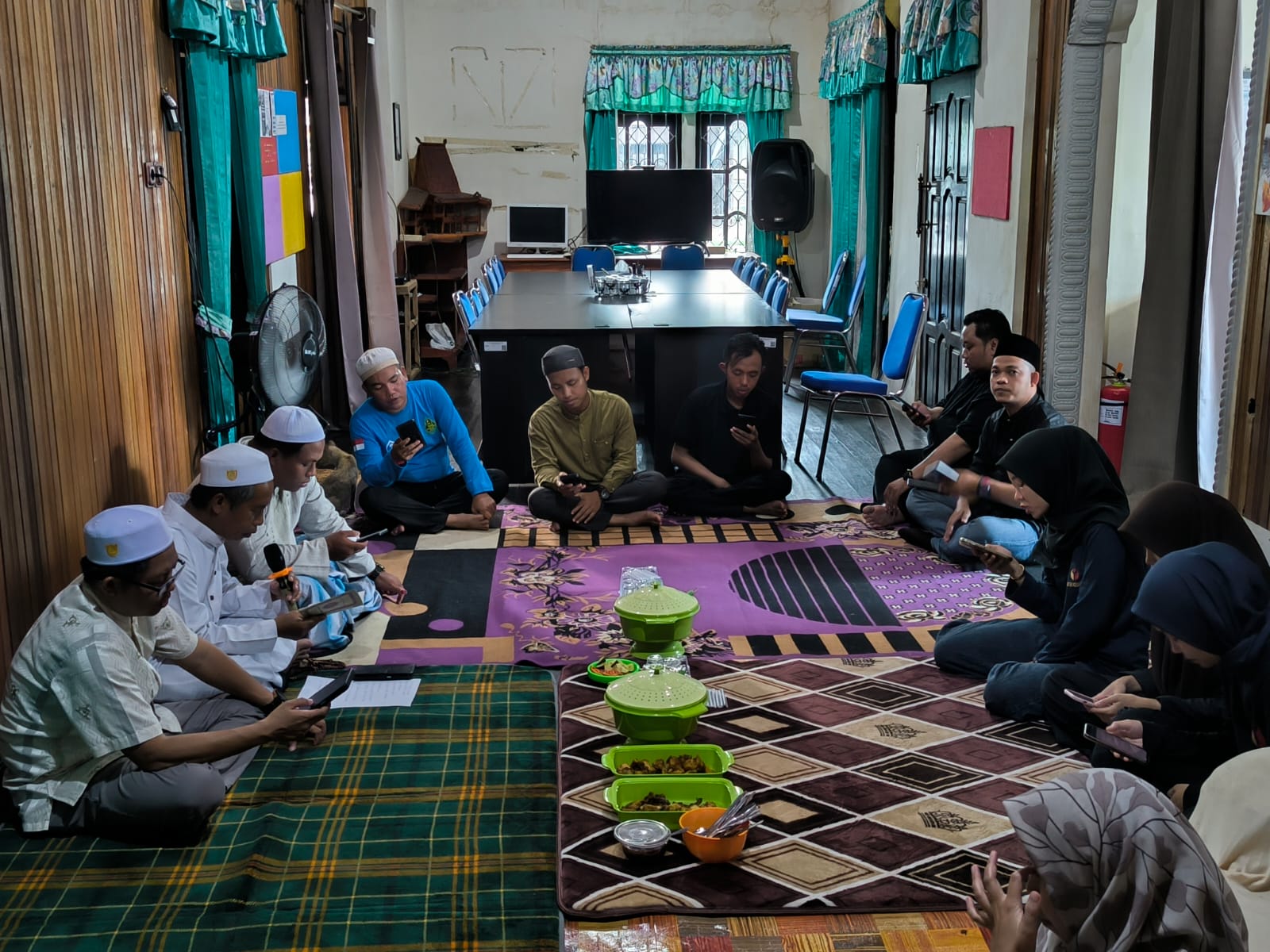 Jum’at Taqwa: Menjaga Kebersamaan dan Membangun Budaya Kerja Religius