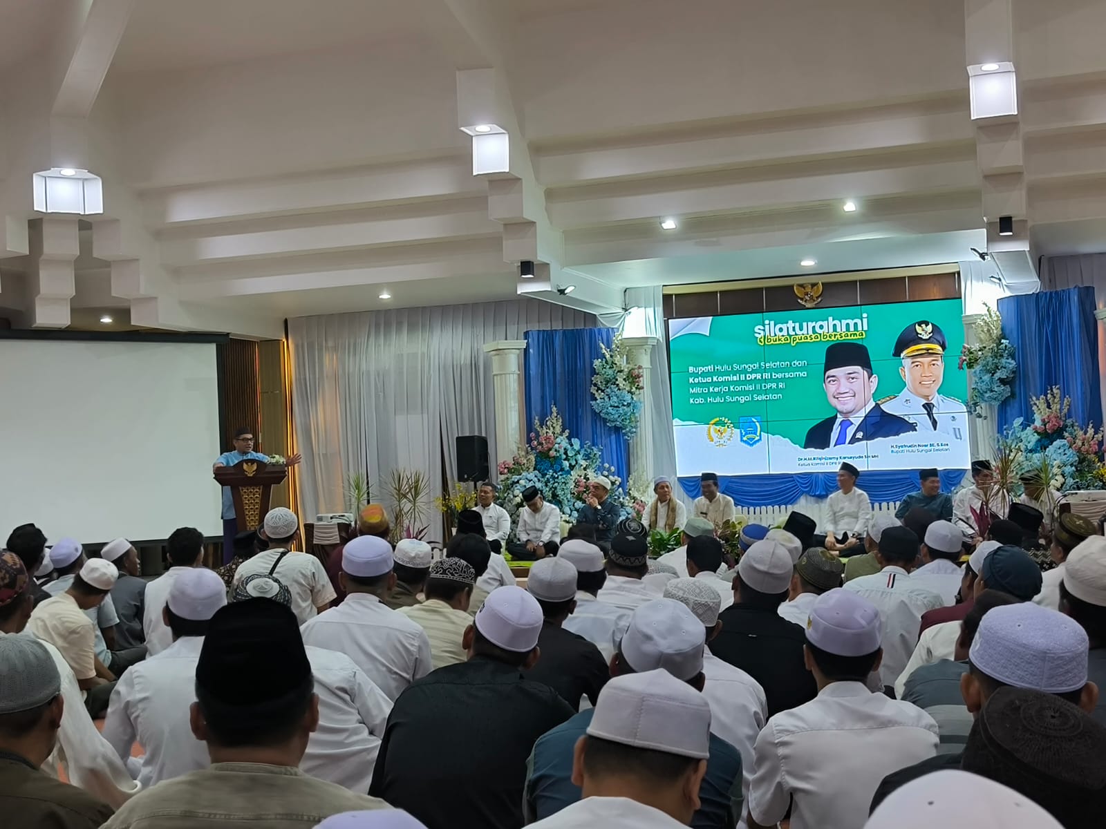 Silaturahmi Ramadhan Bersama Ketua Komisi II DPR RI, Bawaslu HSS Turut Hadir