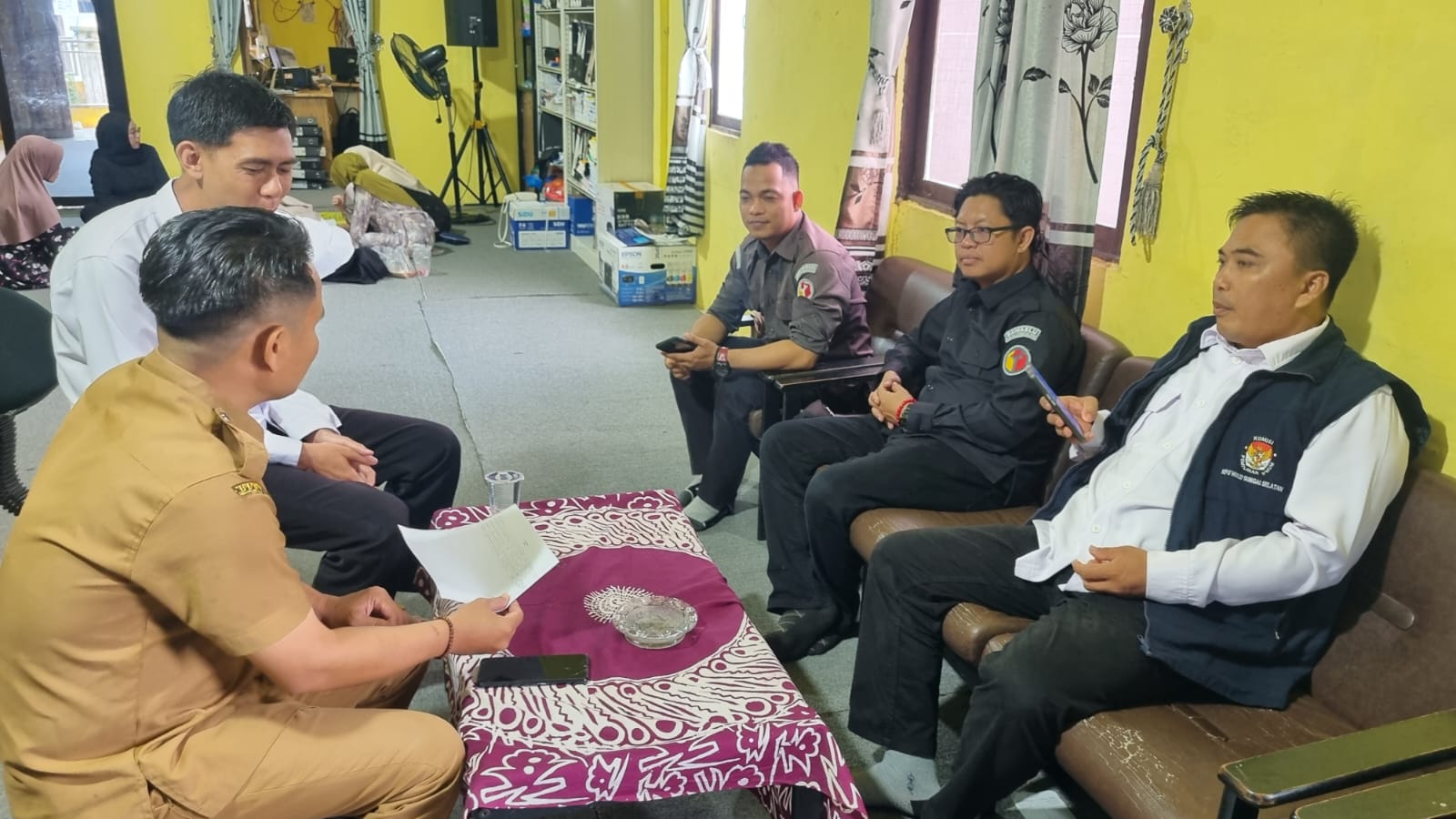 Awasi Coklit PDPB Triwulan I, Tiga Komisioner Bawaslu HSS Turun Langsung ke Lapangan