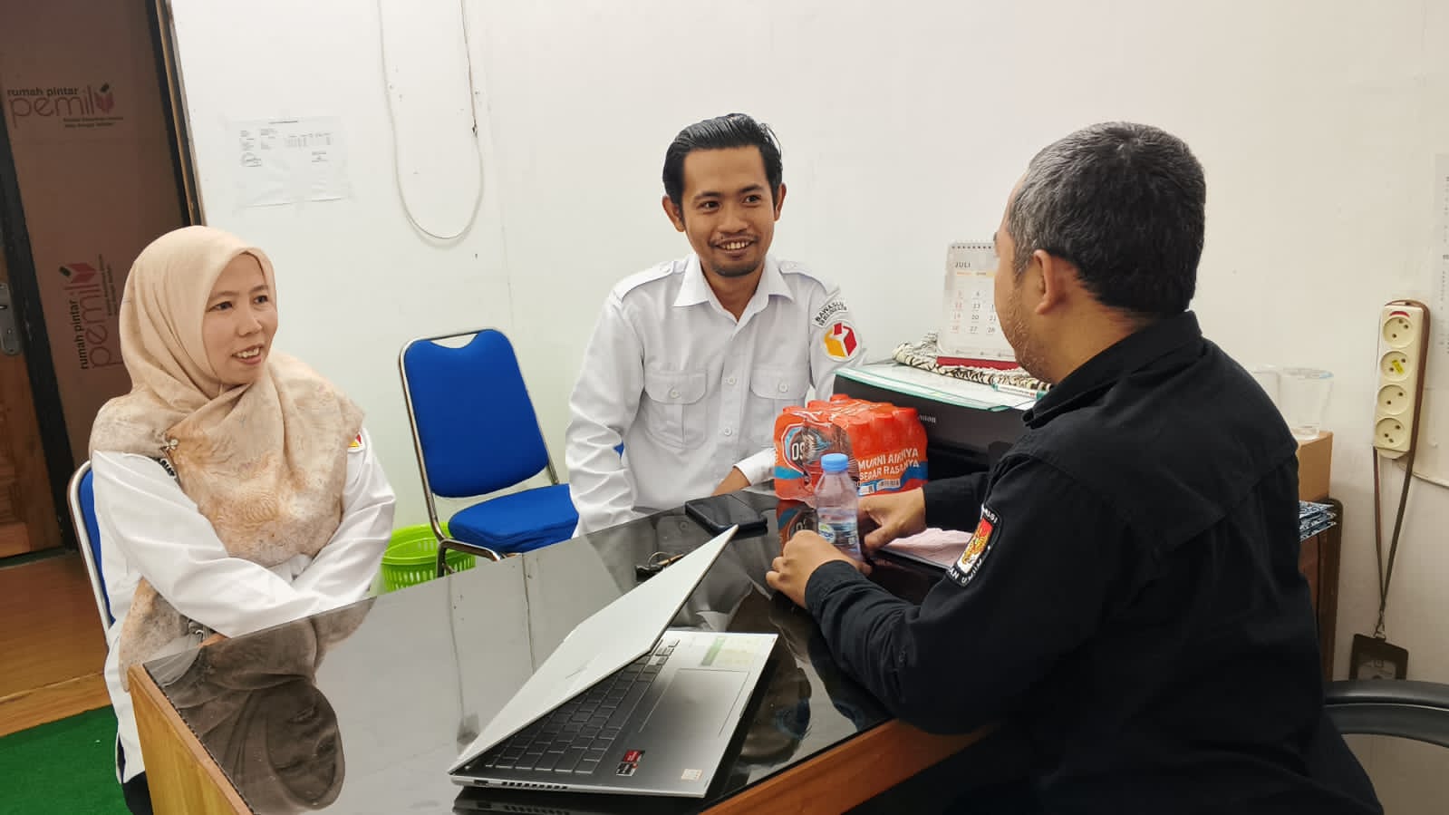 Koordinasi Bawaslu HSS dan KPU Perkuat Kesiapan Pengawasan Coklit Terbatas Triwulan III