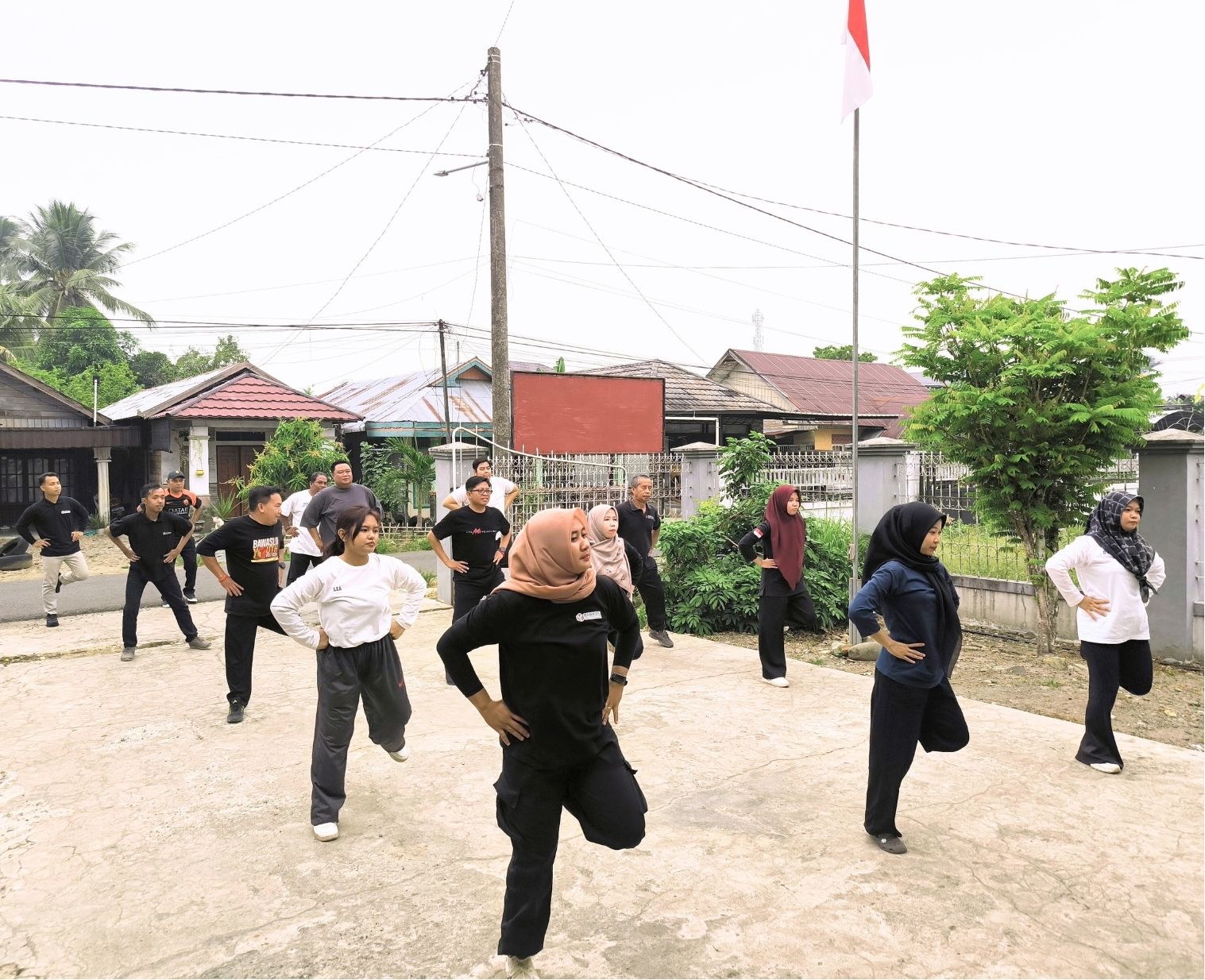 Bawaslu HSS Perkuat Budaya Kerja Sehat, Bersih, dan Berintegritas