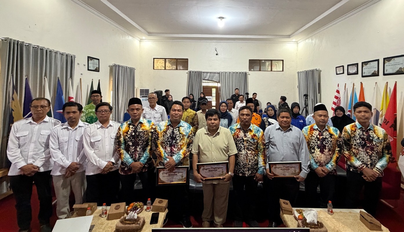 Bedah Buku Sistem Pemilu Jadi Ruang Pertukaran Pengetahuan