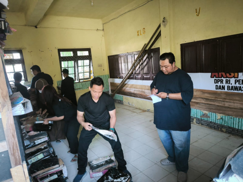 Inventarisasi Arsip Terdampak Banjir Dukung Tata Kelola Kearsipan