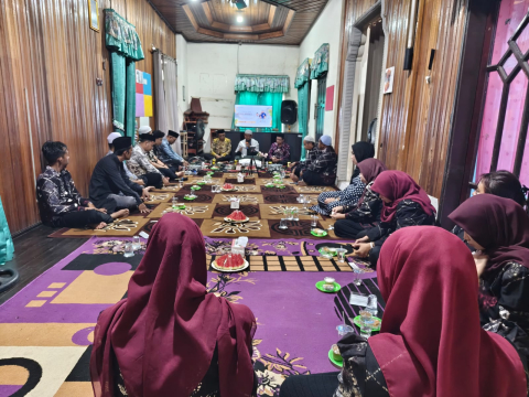 Peringatan Maulid Nabi, Bawaslu HSS Perkuat Semangat Keteladanan dalam Pengabdian