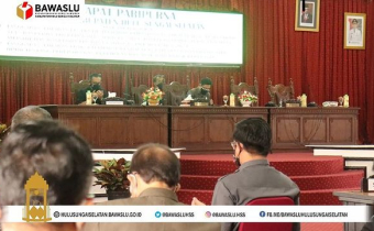 BawasluHSS Hadiri RapatParipurna DPRD Kabupaten Hulu Sungai Selatan