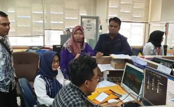 Penyerahan data penghitungan tingkat TPS serta Rekapitulasi ke Bawaslu RI