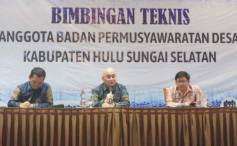 Bawaslu HSS Sampaikan Materi terkait Netralitas ASN dalam Kegiatan Bimtek Anggota BPD HSS.