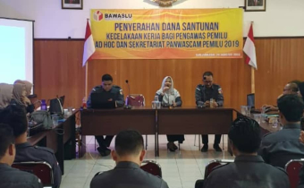 Seragamkan Penyusunan TUP Bawaslu Kalsel Mengundang Bawaslu Kabupaten/Kota