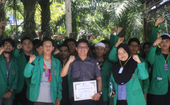 Bawaslu HSS Sampaikan Pentingnya Peranan Mahasiswa untuk Ikut Menyukseskan Pemilu 2024 Mendatang.