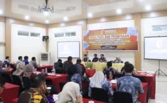 Tingkatkan Kapasitas SDM, Bawaslu HSS Gelar Fasilitasi kepada Panwaslu Kecamatan Se-Kabupaten HSS.