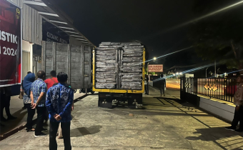 Bawaslu Mengawasi Penerimaan dan Penyortiran 3.927 Kotak Suara