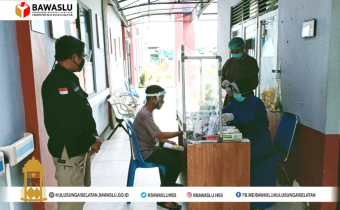 Hadapi Coklit, Bawaslu HSS Laksanakan Rapid Test