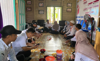 Bawaslu HSS turun ke Lapangan laksanakan Sosialisasi Netralitas Kepala Desa ke APDESI