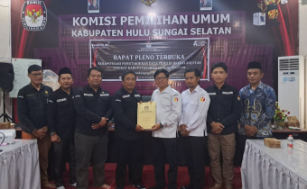 Bawaslu HSS Hadiri Rapat Pleno PDPB Triwulan II 2025
