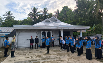 Bawaslu HSS Gelar Upacara Peringatan HUT RI Ke-80