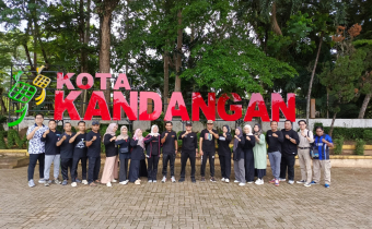 Jumat Sehat, Joging Bersama Jajaran Bawaslu Kabupaten Hulu Sungai Selatan