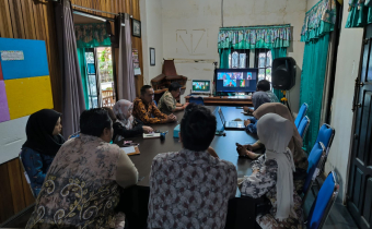 Rapat Mingguan Bawaslu HSS Bahas Fokus dan Agenda Kerja