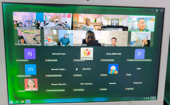 Rapat Mingguan Provinsi dan Kab/Kota, Sekretariat Bawaslu HSS Ikuti Zoom Bersama