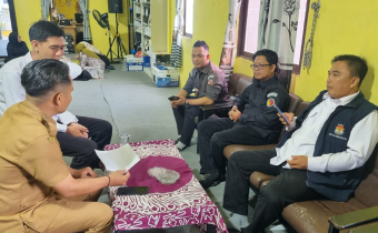 Awasi Coklit PDPB Triwulan I, Tiga Komisioner Bawaslu HSS Turun Langsung ke Lapangan