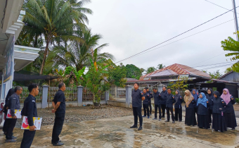 Apel pagi senin, Kamaludin tekankan kekompakan, disiplin, dan kesehatan kerja