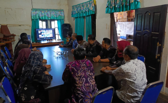 Bawaslu HSS Ikuti Pembahasan Monitoring dan Evaluasi Pengelolaan PPID