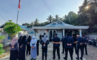 Apel Pagi Bawaslu HSS Bahas Kesiapan Menyambut HUT Ke-81 Kemerdekaan RI