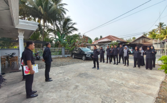 Apel Pagi Bawaslu HSS Perkuat Persiapan Pengawasan Coktas PDPB Triwulan III