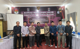Bawaslu HSS Awasi Pleno, Rekapitulasi Capai 182.203 Pemilih